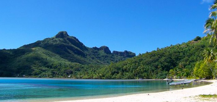 Plage de Tiera à Maupiti